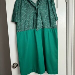 Elegant Green Dress Vintage!! Plus size
